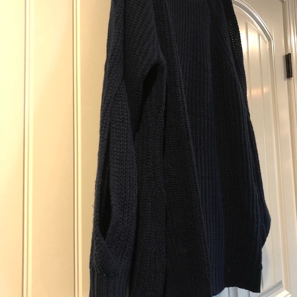 Sweater - Picture 3 of 4